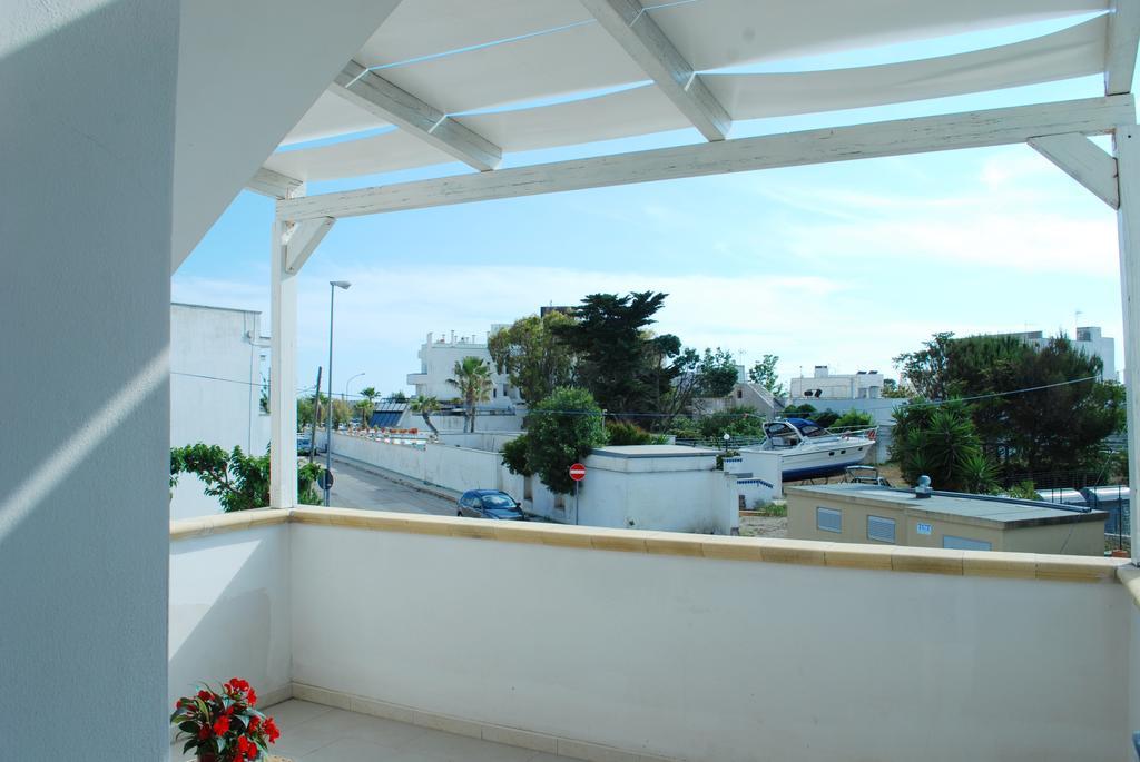 Dimora Il Girasole Hotel Torre San Giovanni Ugento Exterior photo